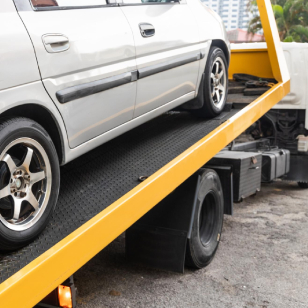 voiture chargée sur un plateau de dépannage à Ramonville-Saint-Agne par ASC Ramonville